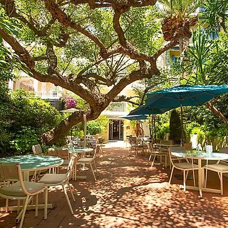 Ξενοδοχείο Jardin Croisette 3*